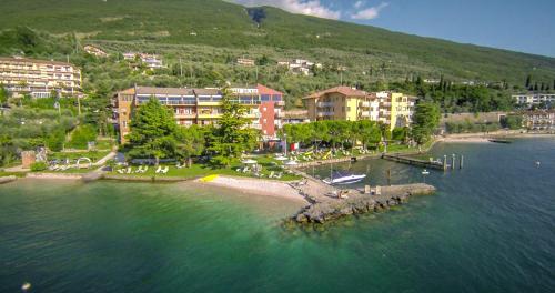 Hotel Du Lac - Relax Attitude Hotel - 숙소 외관