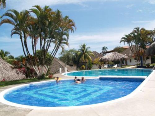 Úszómedence, Hotel Maribu Caribe in Puerto Limon