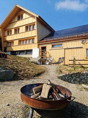 Grosses Ferienhaus für traumhafte Familienferien im Appenzellerland - Apartment - Speicher