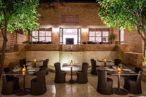 Bella Beach Hotel - image 7