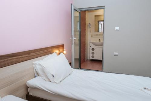 Tundzha Hotel - main image