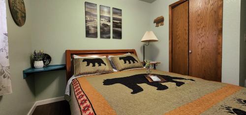 Trinity Escapes - Two Bedroom two bathroom full Apartment near airport – Anchorage, AK