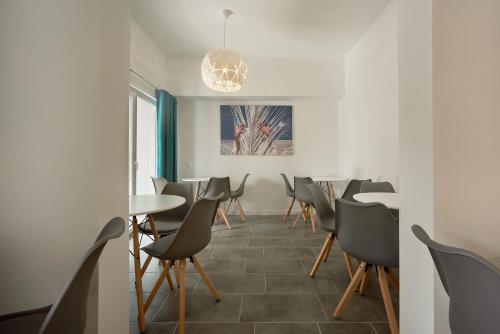 Hotel Larimar - image 12