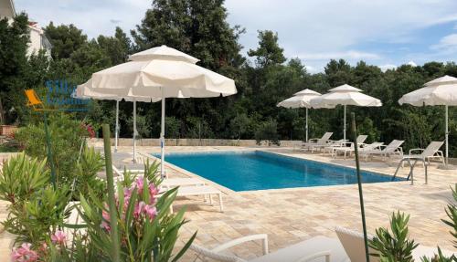 Villa Angelina 2