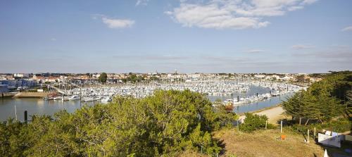 Une grande maison de vacances, proche de la mer