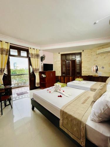 2 double beds