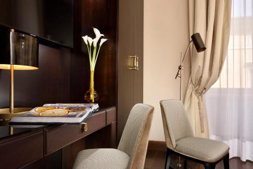 359479653 Hotel L'Orologio Roma - WTB Hotels