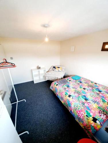 Picture of Rayleigh Town Centre 3 Bedroom Apartment