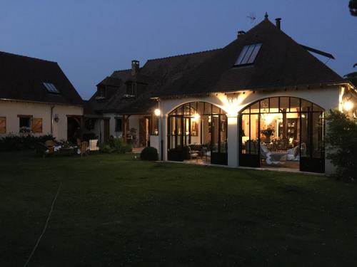 A szálláshely kívülről, Les Premices De La Foret in Chailly-en-Biere (Ile-de-France)