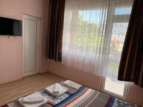 Stedi Guest House - image 14