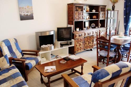  apartamento en planta baja directo al canal ref 81 in Empuriabrava