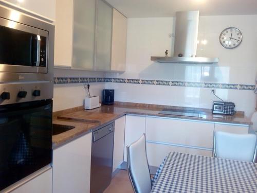 Kitchen, Holiday Home Ribera del Tajo in Azucaica