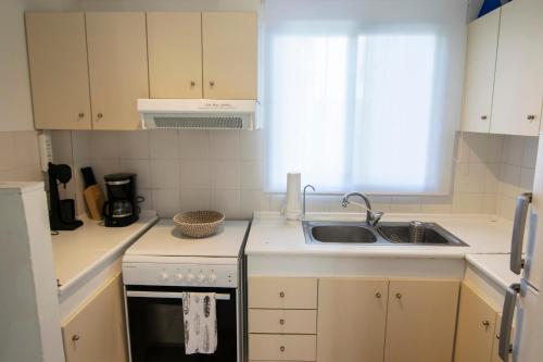 Filrose Sea View Apartment by RentalsPro - Potidaia Halkidiki 5