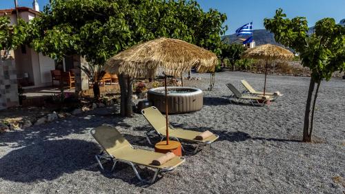 G & M Beach House, Charaki (Foto 5)