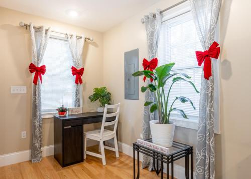 284 - 5BR Boston - Peaceful House near England Aqua, Quincy (fotografie 5)