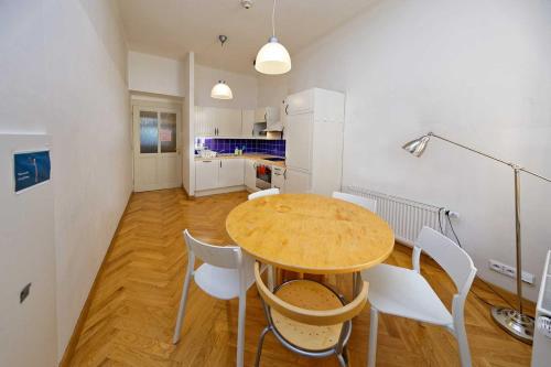 Jiriho z Podebrad Apartments - image 7