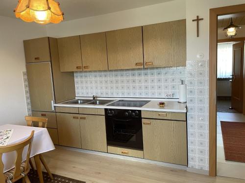 Haus Beate, FeWo im Bienenparadies in Kirchberg im Wald