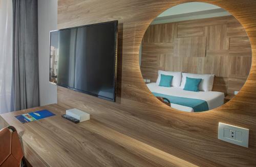 1 queen bed