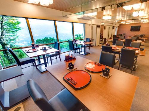 ลีฟแม็กซ์ รีสอร์ท ฮาโกเน่ เซ็นโกคุฮาระ (Livemax Resort Hakone Sengokuhara) near สวนพฤกษศาสตร์ชื้นฮาโกเน่