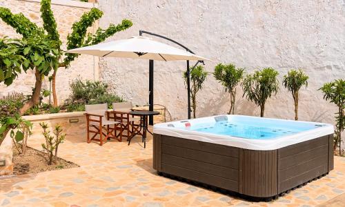 Villa Barozziana Private Heated Pool & Jacuzzi