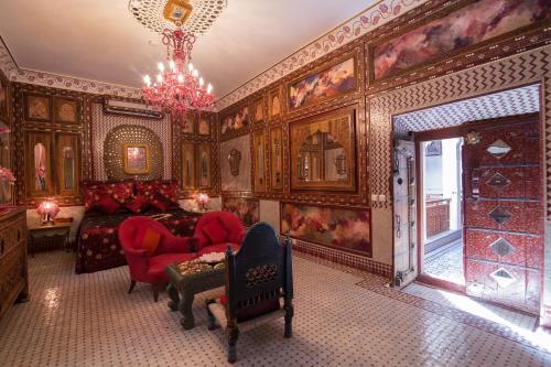 Double or Twin Suite image 6