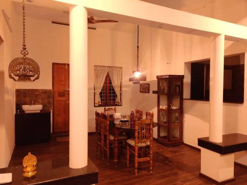 Anandam Stays - Premium 3BHK plush homestay, Vaikom near Kumarakom