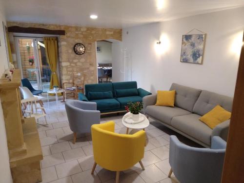 LA HALTE FENELON, CALME, CENTRE SAINT CYPRIEN gîte à louer Saint-Cyprien