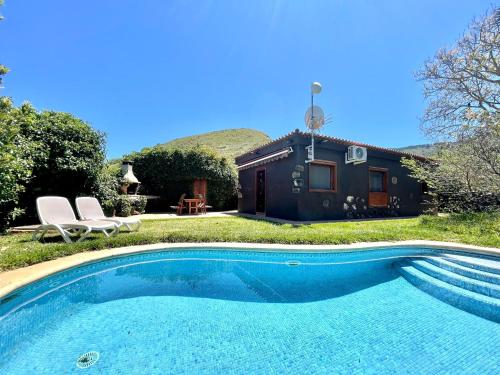 Rural house with Wifi, private pool, view of the Atlantic and Mount Teide gîte à louer La Victoria de Acentejo