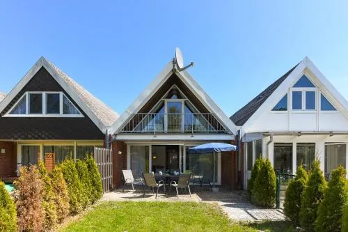 Hus achtern Diek in Bensersiel, Deutschland