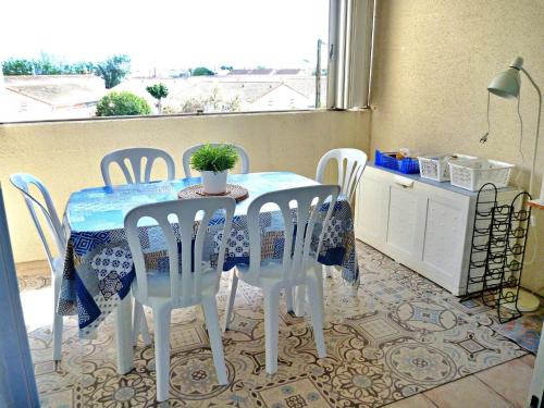 Studio Marseillan-Plage, 1 pièce, 4 personnes - FR-1-387-144 - Location saisonnière - Marseillan