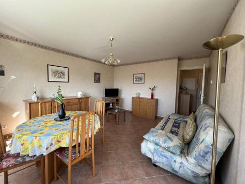 Appartement Cambo-les-Bains, 2 pièces, 2 personnes - FR-1-495-45