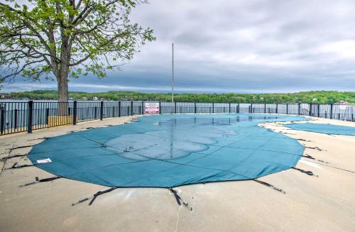 Pet-Friendly Lake Ozark Escape with Shared Pool