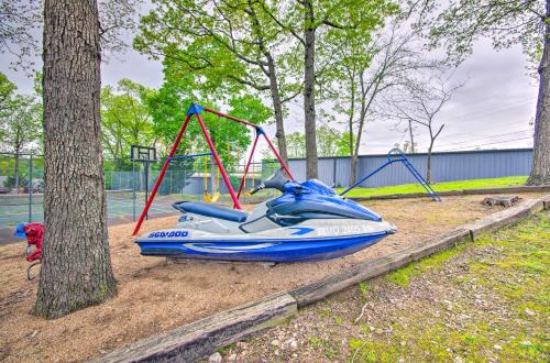 Pool Days and Water Fun Await Lake Ozark Escape! Pool Days and Water Fun Await Lake Ozark Escape!