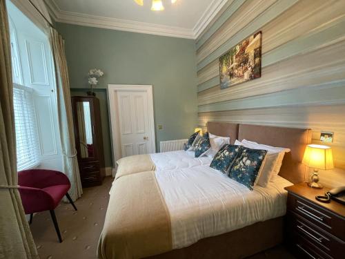 2 twin beds