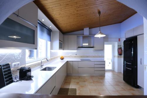 Quinta do Pinheiro Manso - Holidays Villa - Marinha Beach in Lagoa e Carvoeiro