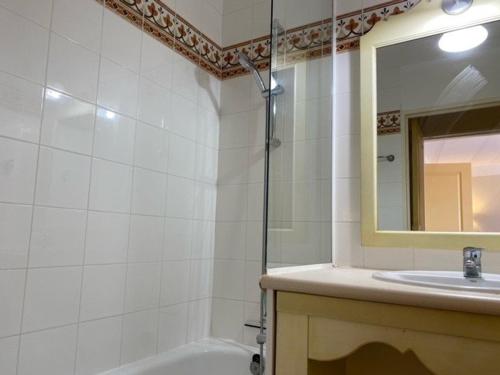 Appartement Les Issambres 3 pièces 6 personnes - FR-1-226-419 - image 7