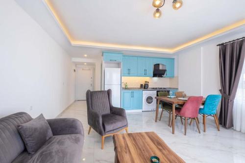 One-Bedroom Apartment image 10