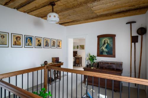 Vestabils, House 1797 - Charm of Slovenian Vintage in Dob