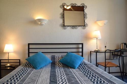 Nouvel Hotel - image 5