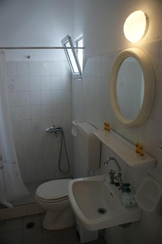 Hotel Eleftheria Room Type - Quadruple Room