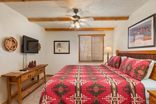 Fort Marcy Suites - image 10