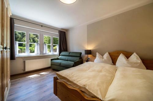 Superior One-Bedroom Apartment with Balcony
