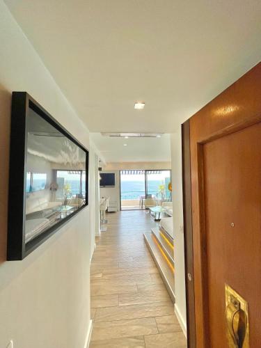 SEA VIEW TOP FLOOR - PROMENADE DES ANGLAIS in Fabron