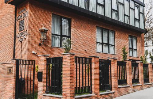 359682078 Address Boutique Hotel