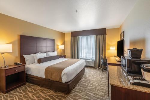 Cobblestone Inn & Suites - Fairfield Bay in Fairfield Bay (AR)
