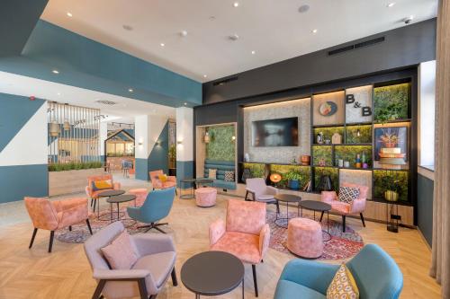 Bar/ Salón, B&B Hotel Hasselt in Hasselt