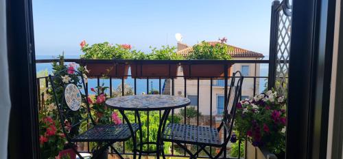 B&B Aria di Mare - Pollina Sicilia Room Type - Deluxe Double Room with Sea View B&B Aria di Mare - Pollina Sicilia Room Type - Deluxe Double Room with Sea View