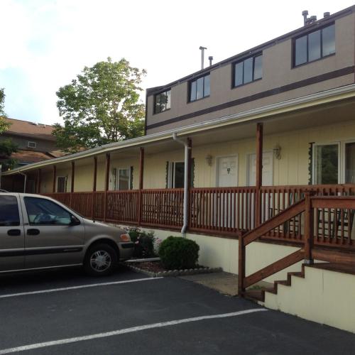 Boxwood Lodge Blowing Rock near Boone-University