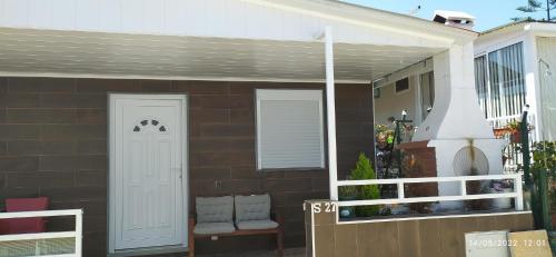 2 bedrooms, 3 beds