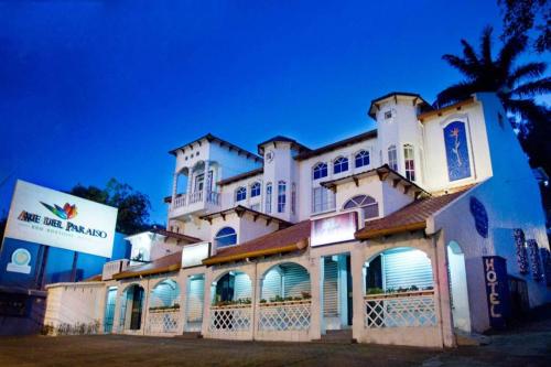Hotel Ave del Paraiso in San Jose